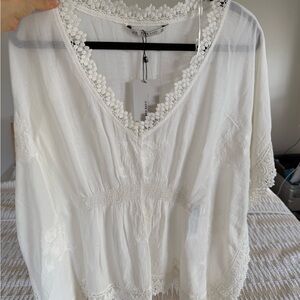 NWT Zara Bohemian White Flutter Sleeve Blouse (Great swimming suit cover up)